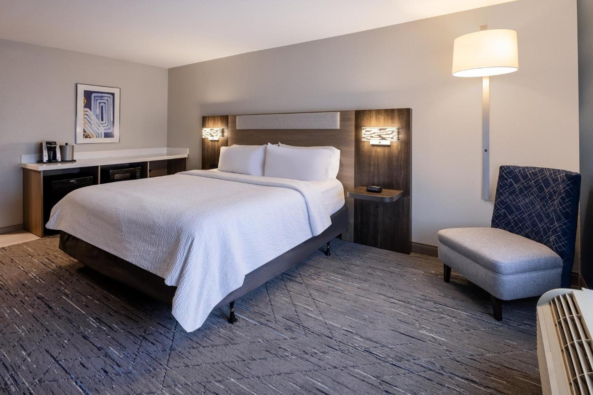 Holiday Inn Express Hotel & Suites Jackson - Flowood By Ihg Eksteriør billede